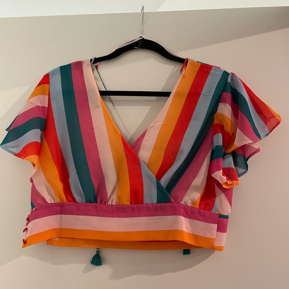 AQUA rainbow cropped top- worn once- size medium. - Picture 5 of 5